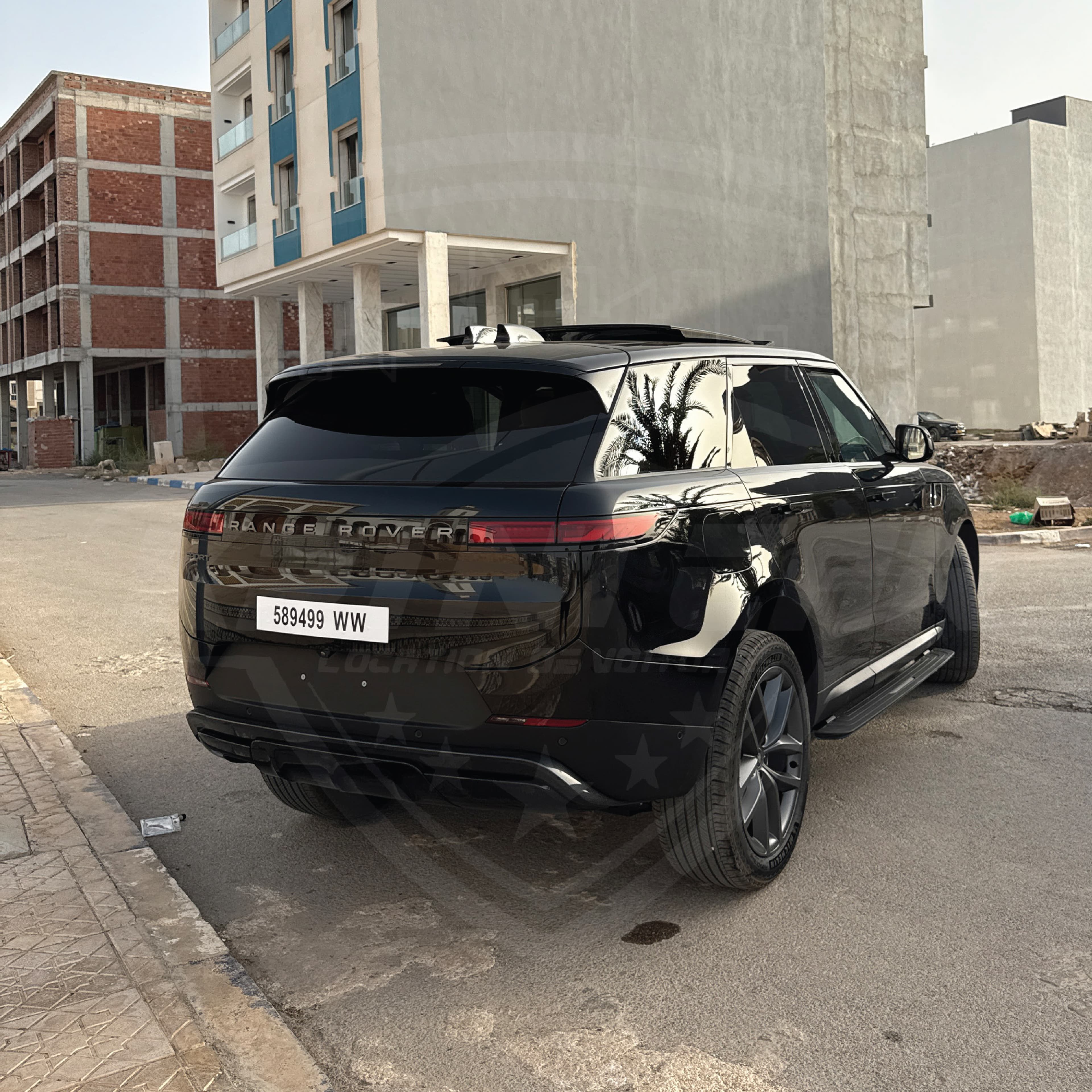 Range Rover Sport - Image 2